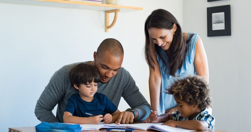 A Importância da Inteligência Emocional na Criação dos Filhos